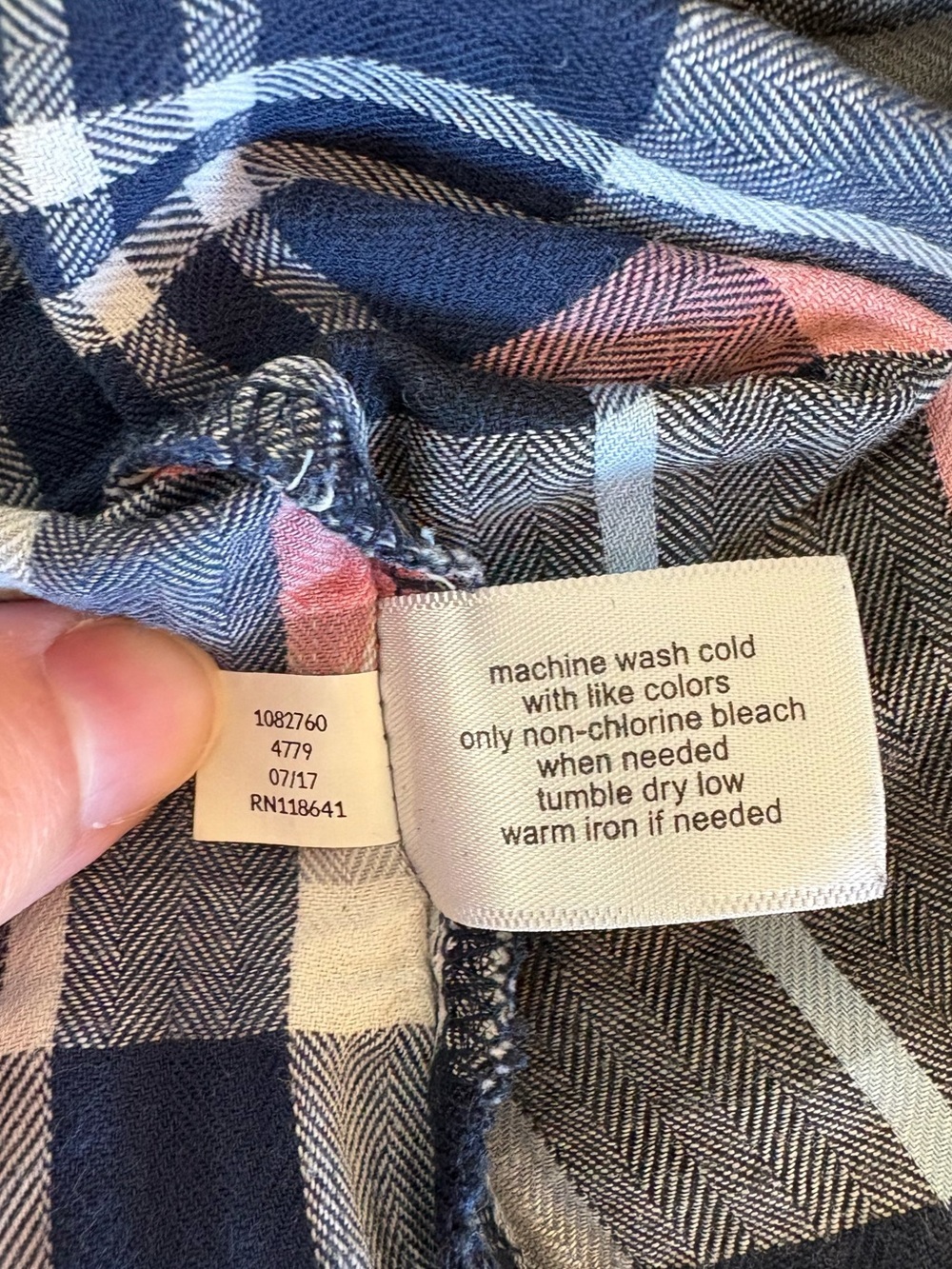 Lane Bryant Navy, Pink & Gray Plaid Shirt 14/16 EUC 99% Cotton Preppy Academia - Picture 7 of 9